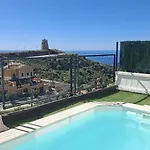 Castillo De Lagos